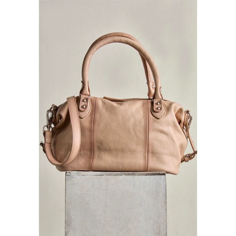Iconic We The Free by Free People Baby Emerson Tote Bag Tan NEW NWT - Picture 2 of 10